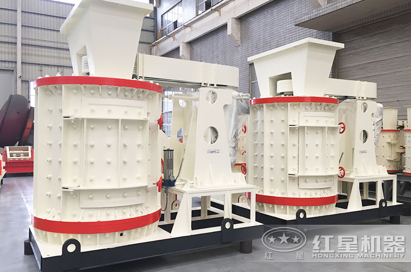 大型立式粉碎機規(guī)格與型號_內部結構原理圖