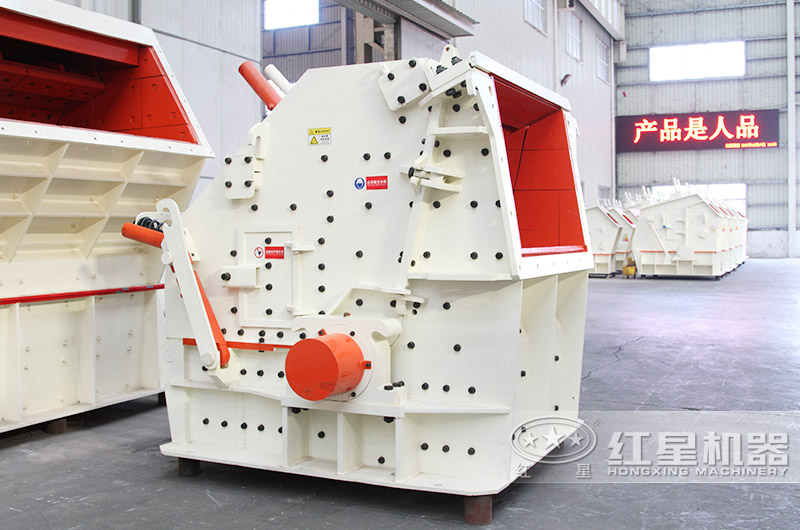 礦山破碎機多少錢一臺？大型礦山破碎機型號大全