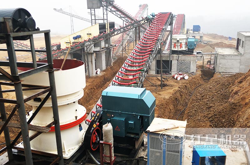 大型單缸液壓圓錐破碎機(jī)