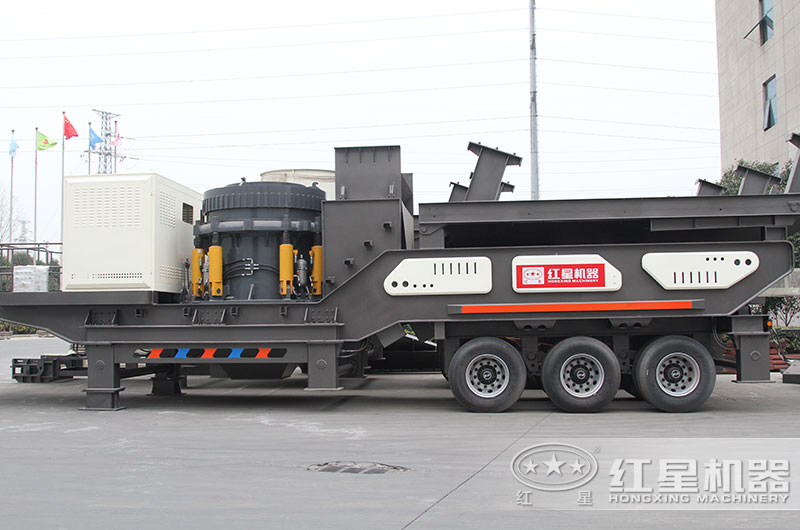 車載碎石機(jī)圖片（圓錐破）