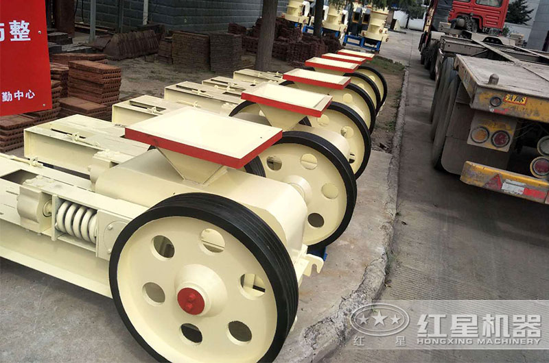 單齒輥破碎機(jī) 單齒輥破碎機(jī)